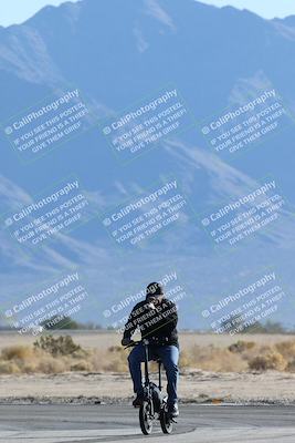 media/Dec-04-2025-Racers Edge (Thu) [[5ebc9f124d]]/1-Track Walk/